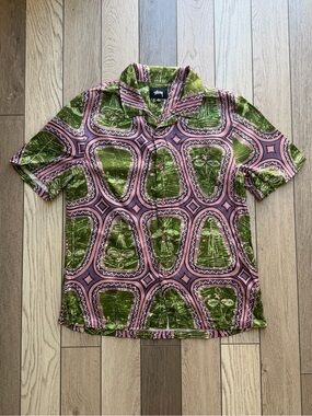 Stussy Men's Short-Sleeve Printed Camp Shirt - Olive & Pink M
